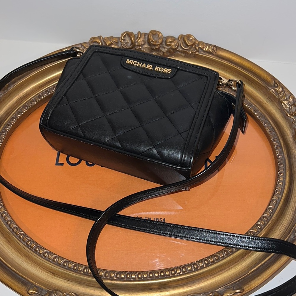 Black Michael Kors cross body bag